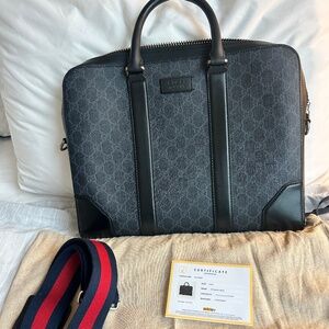 Gucci Supreme canvas authentic